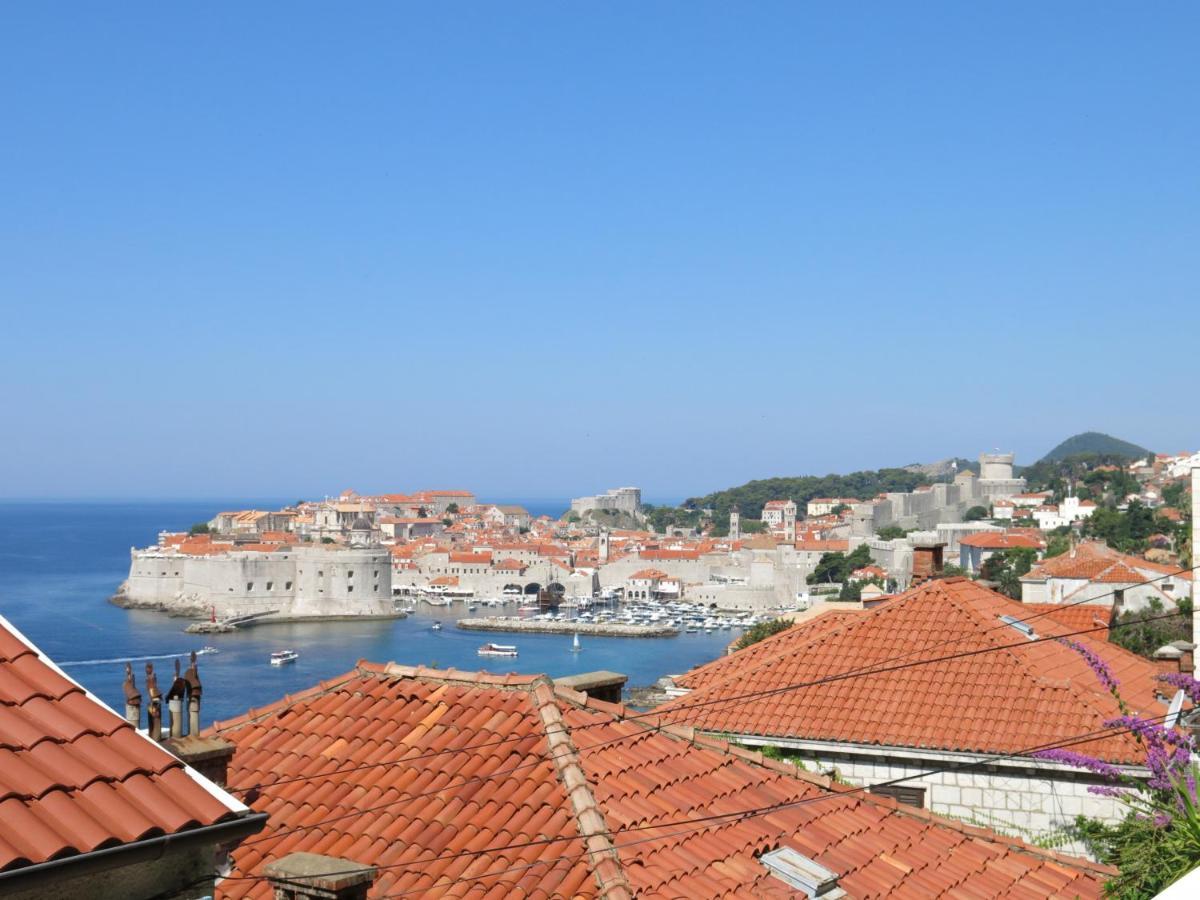 Sunset Over The Dubrovnik'S Old Town Exterior photo